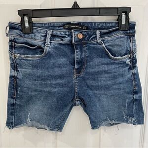 ZARA Trafaluc Denimwear Blue Jean Shorts Women’s Size 6